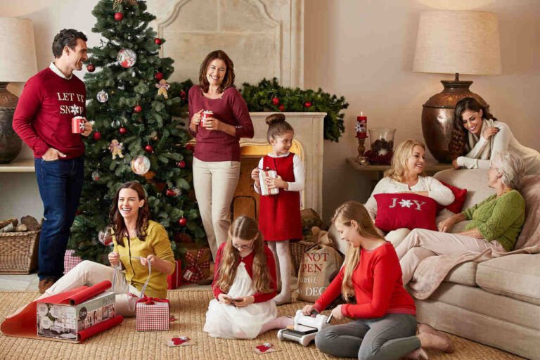 40 Best Religious Merry Christmas Wishes For Family 1 religious merry Christmas wishes for family