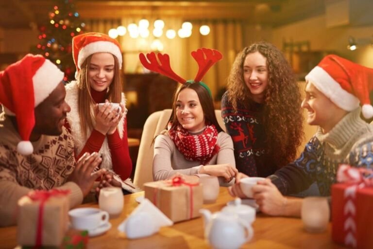 “Bridging Miles: 55 Christmas Wishes for Long-Distance Friends” 1 Merry Christmas Wishes for Long-Distance Friends