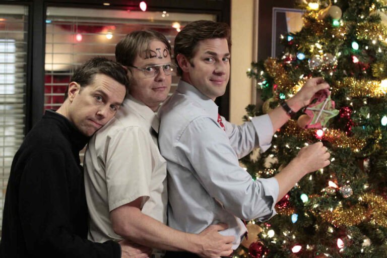 Ho Ho Ho-larious: 55 Best Funny Christmas Wishes for Your Friends 1 Funny Christmas Wishes for Friends