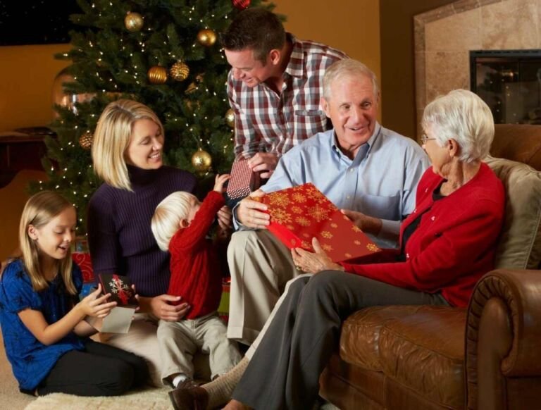40 Best Heartwarming merry Christmas Greetings Messages for Family 1 merry Christmas Greetings Messages for family