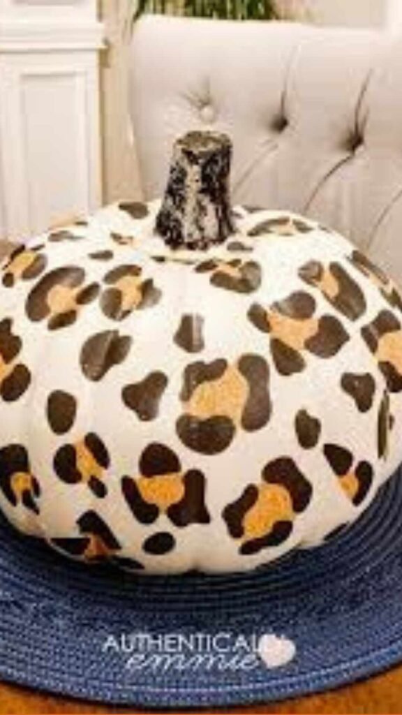 20 No-Carve Pumpkin Ideas That Will Save Your Sanity This Halloween! 16 20 No-Carve Pumpkin Ideas That Will Save Your Sanity This Halloween! -