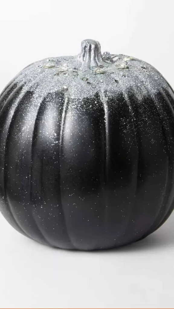 20 No-Carve Pumpkin Ideas That Will Save Your Sanity This Halloween! -